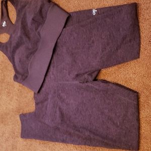 Alo Yoga Alo Soft Set S/xs Cherry Cola